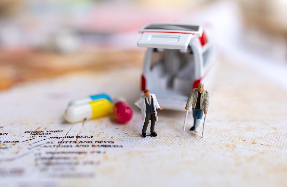 Transport medyczny i sanitarny: różnice i zasady